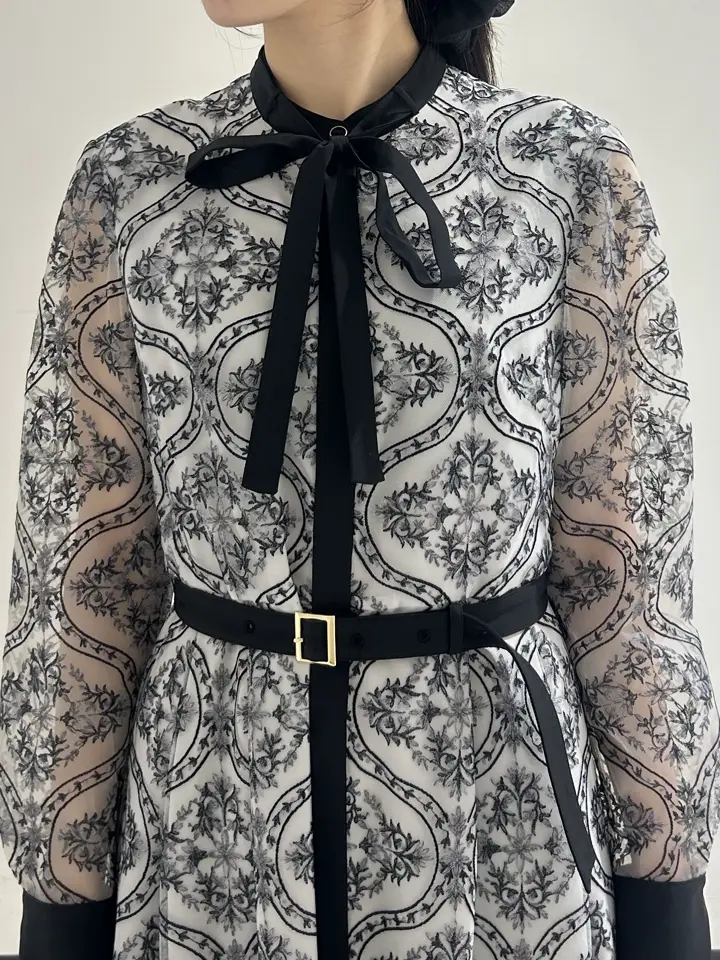 GRACE CONTINENTAL 狩野　珠季 コーディネート画像