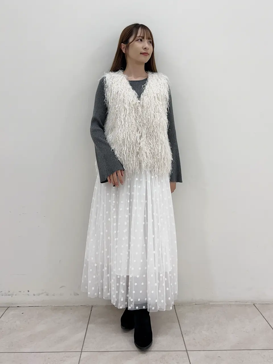 GRACE CONTINENTAL Miu Akamatsu コーディネート画像