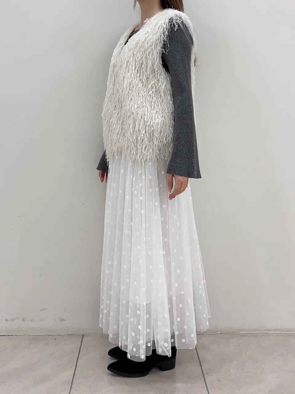 GRACE CONTINENTAL Miu Akamatsu コーディネート画像