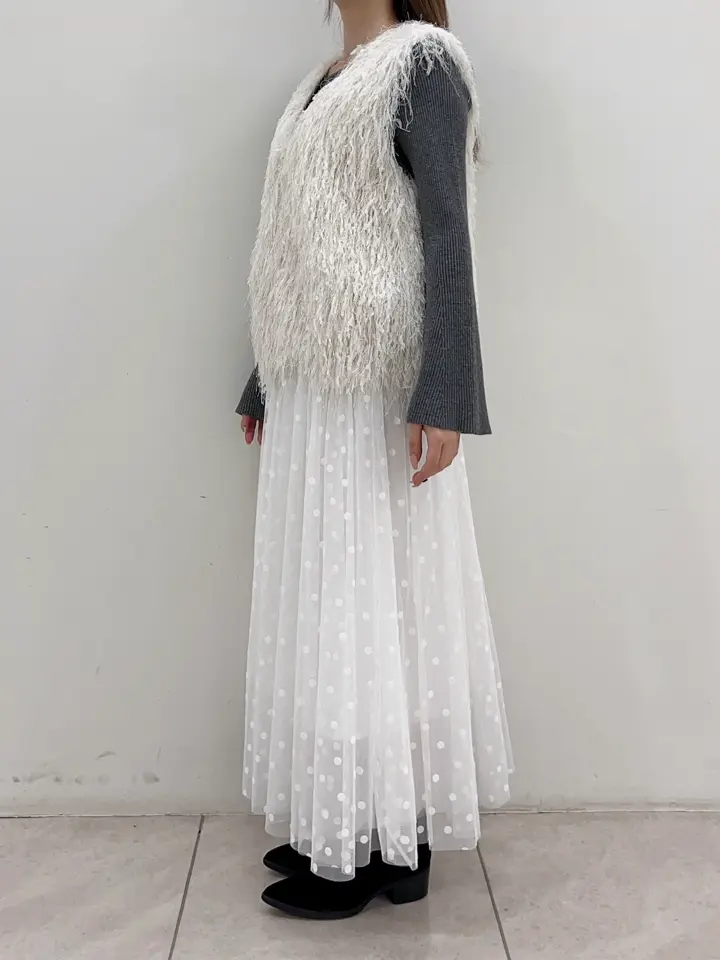 GRACE CONTINENTAL Miu Akamatsu コーディネート画像