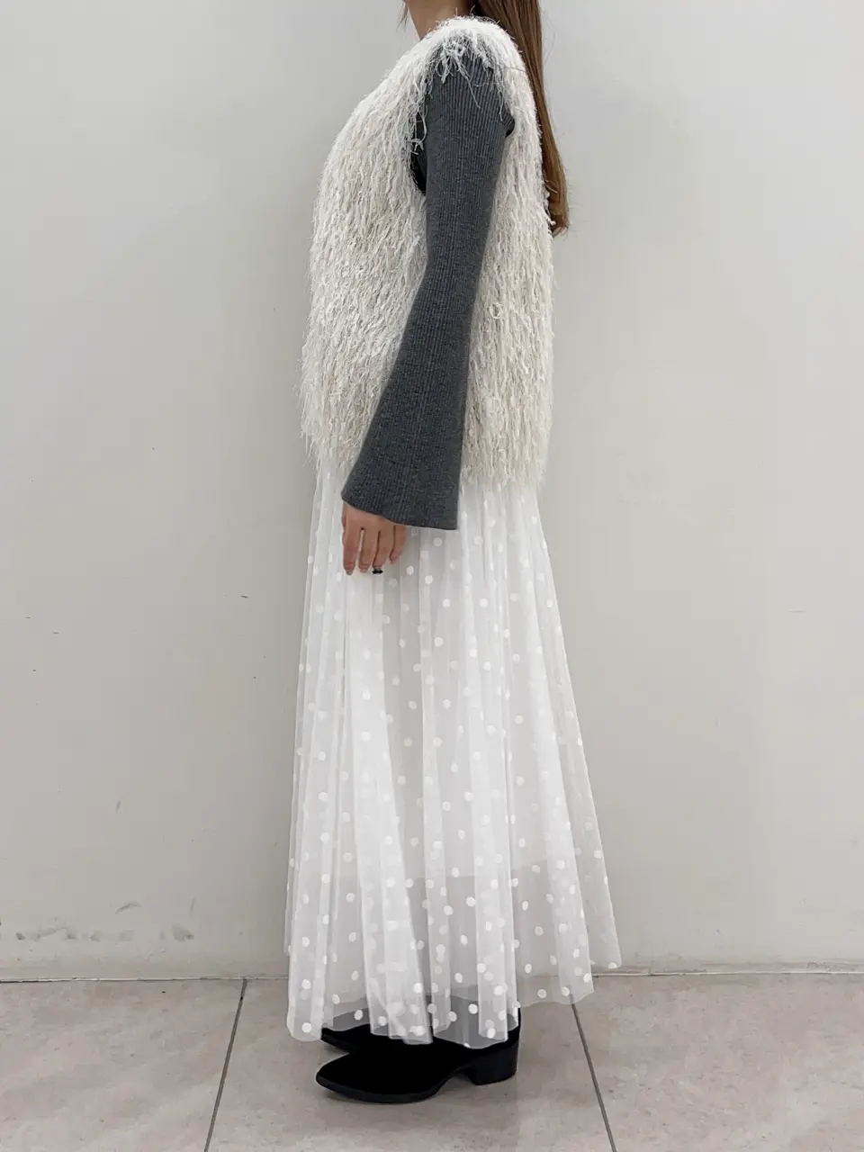 GRACE CONTINENTAL Miu Akamatsu コーディネート画像