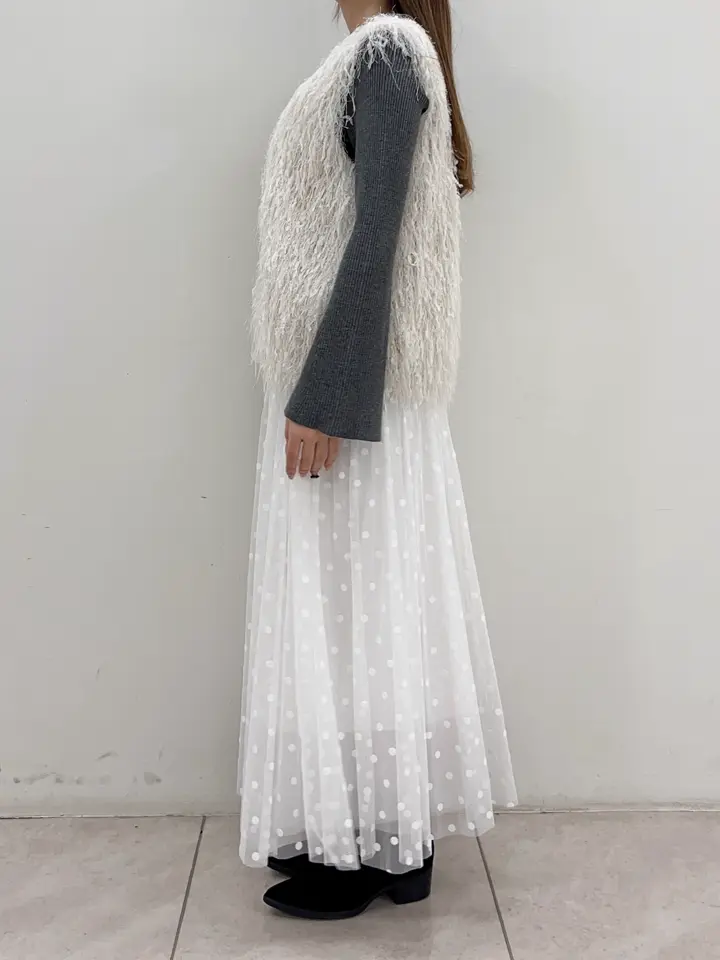 GRACE CONTINENTAL Miu Akamatsu コーディネート画像