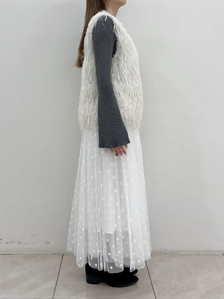 GRACE CONTINENTAL Miu Akamatsu コーディネート画像