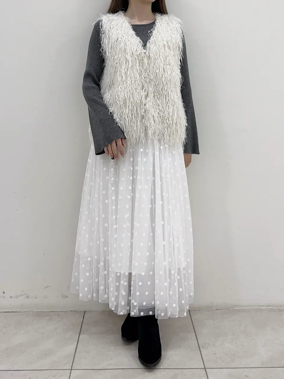 GRACE CONTINENTAL Miu Akamatsu コーディネート画像