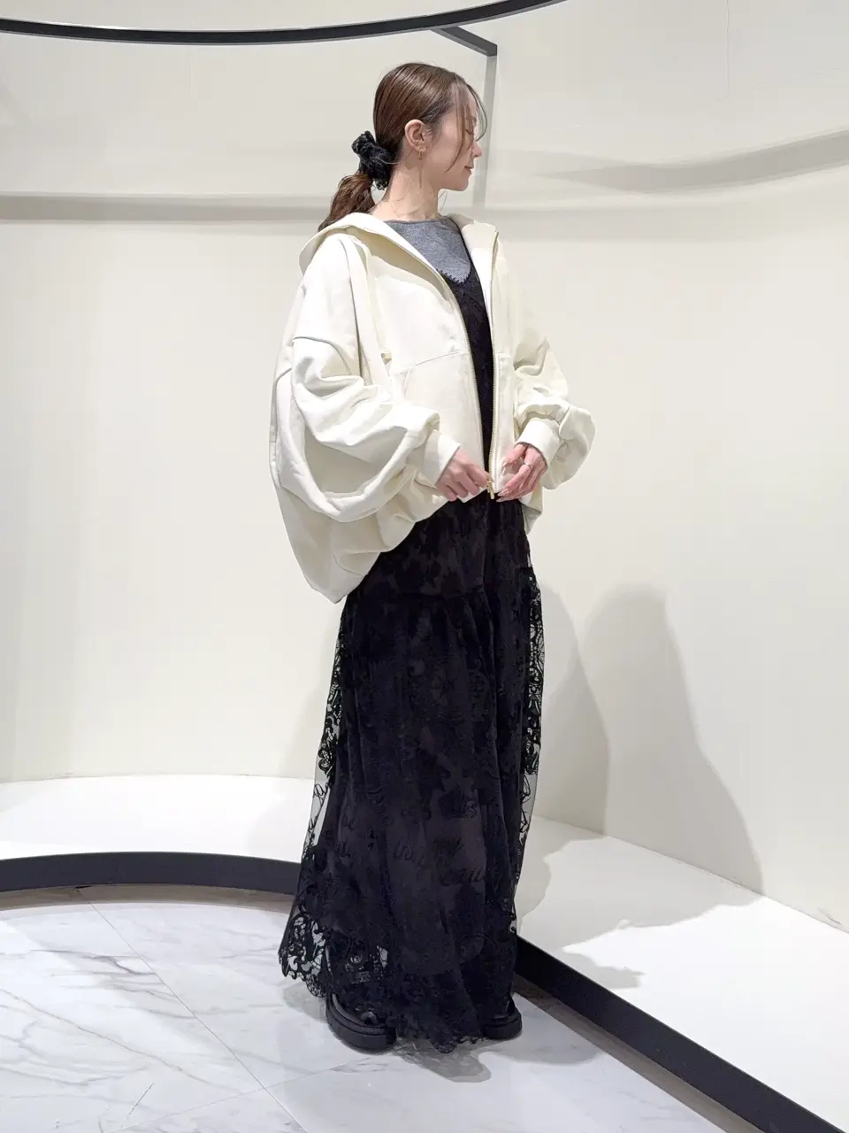 GRACE CONTINENTAL Suzuka コーディネート画像