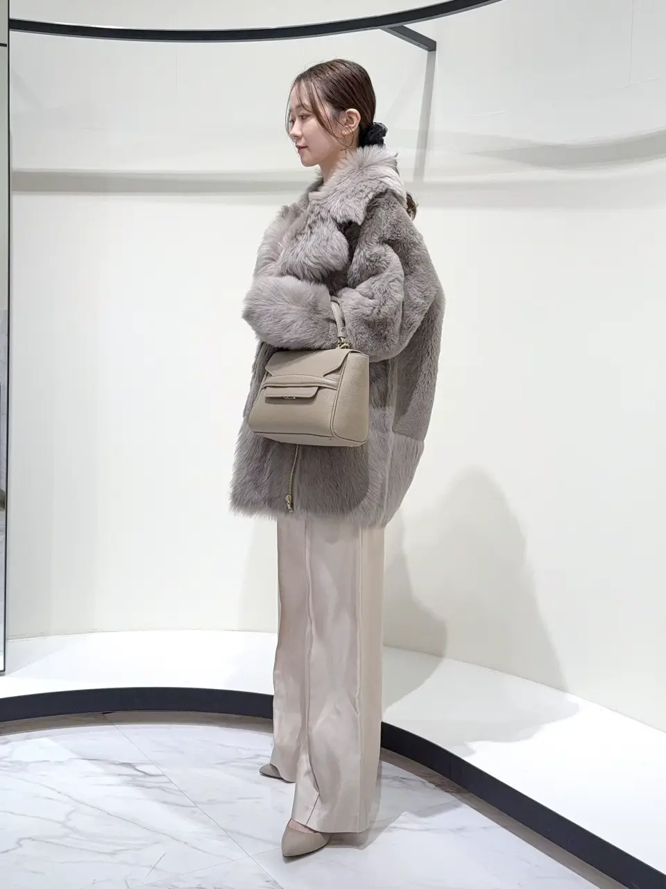 GRACE CONTINENTAL Suzuka コーディネート画像