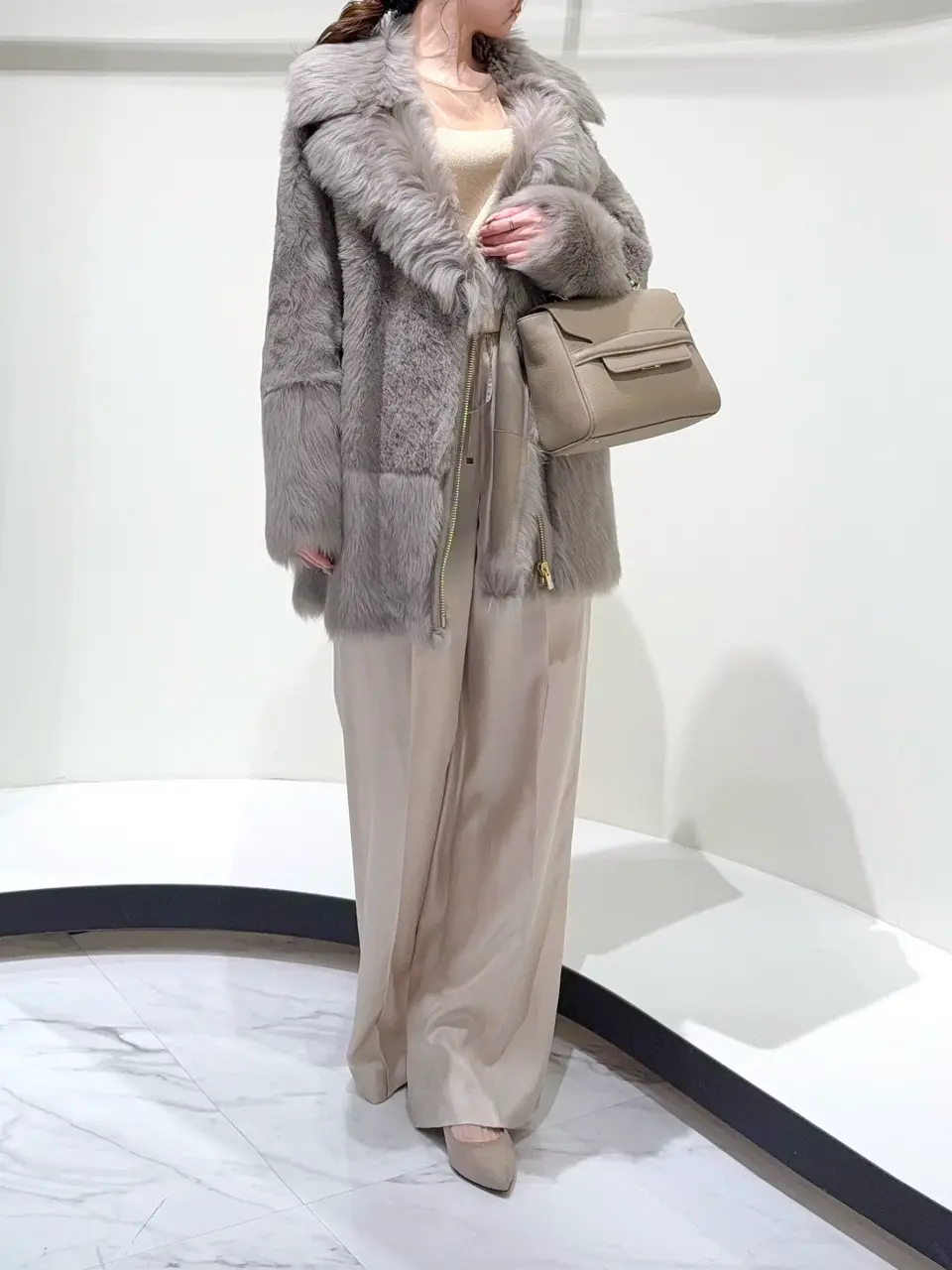 GRACE CONTINENTAL Suzuka コーディネート画像