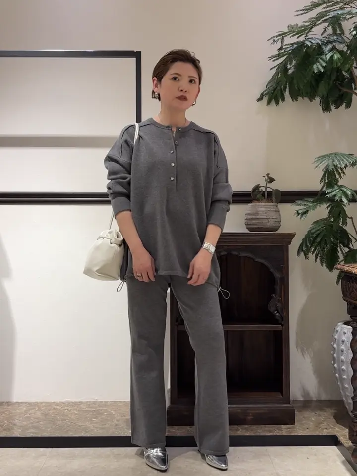 GRACE CONTINENTAL N.YURI コーディネート画像