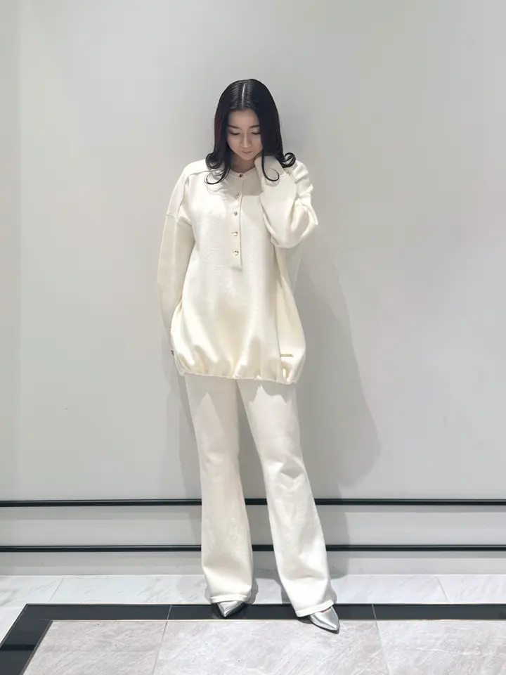 GRACE CONTINENTAL MOMOKO コーディネート画像