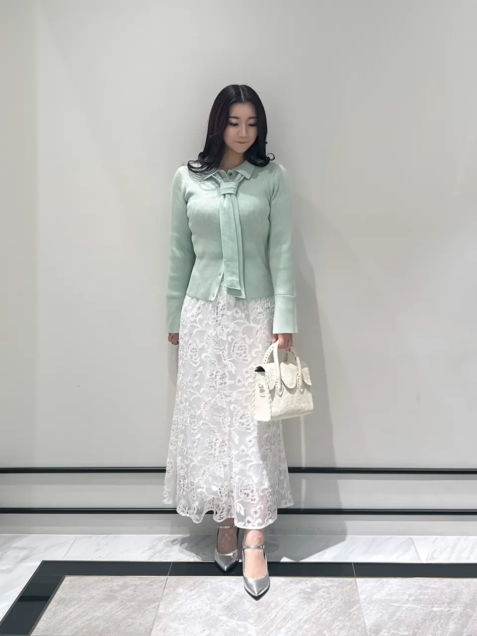  MOMOKO コーディネート画像