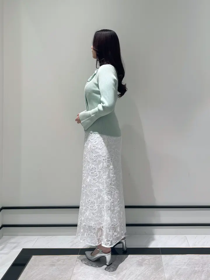 GRACE CONTINENTAL MOMOKO コーディネート画像