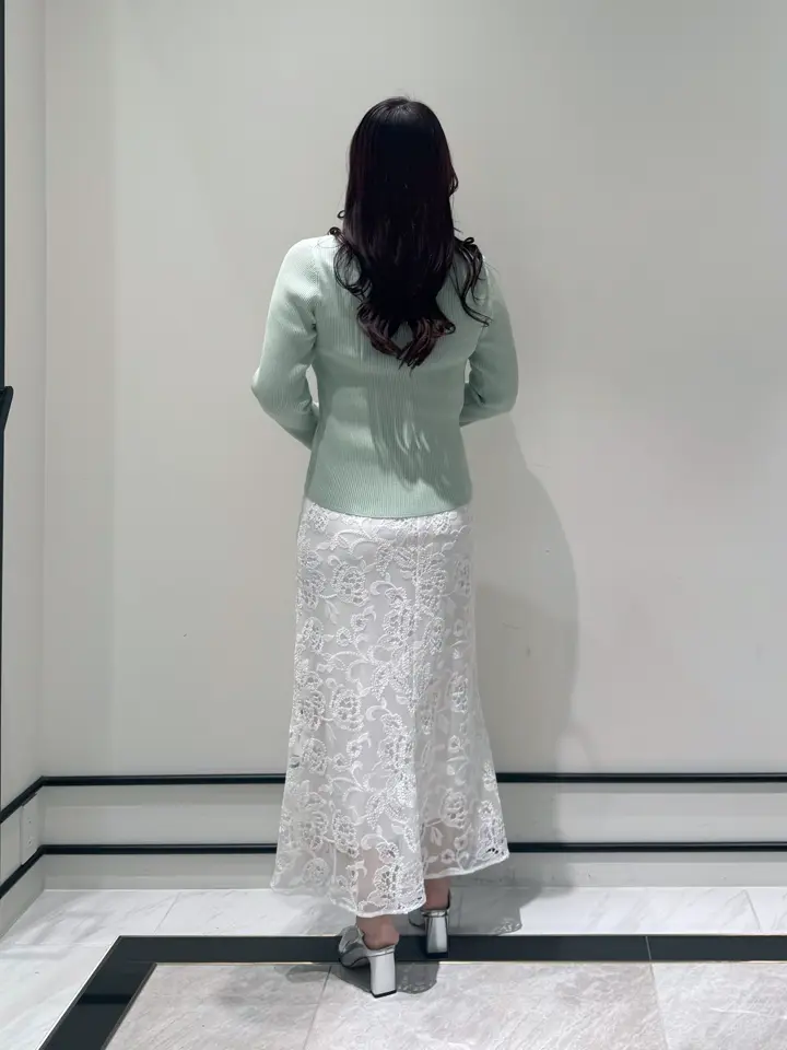 GRACE CONTINENTAL MOMOKO コーディネート画像