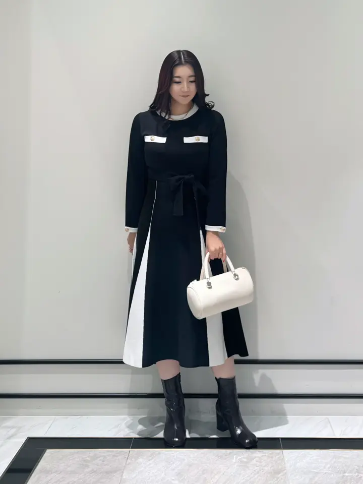 GRACE CONTINENTAL MOMOKO コーディネート画像