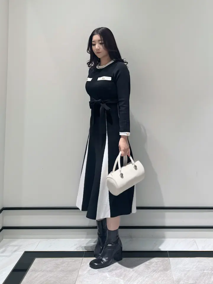 GRACE CONTINENTAL MOMOKO コーディネート画像