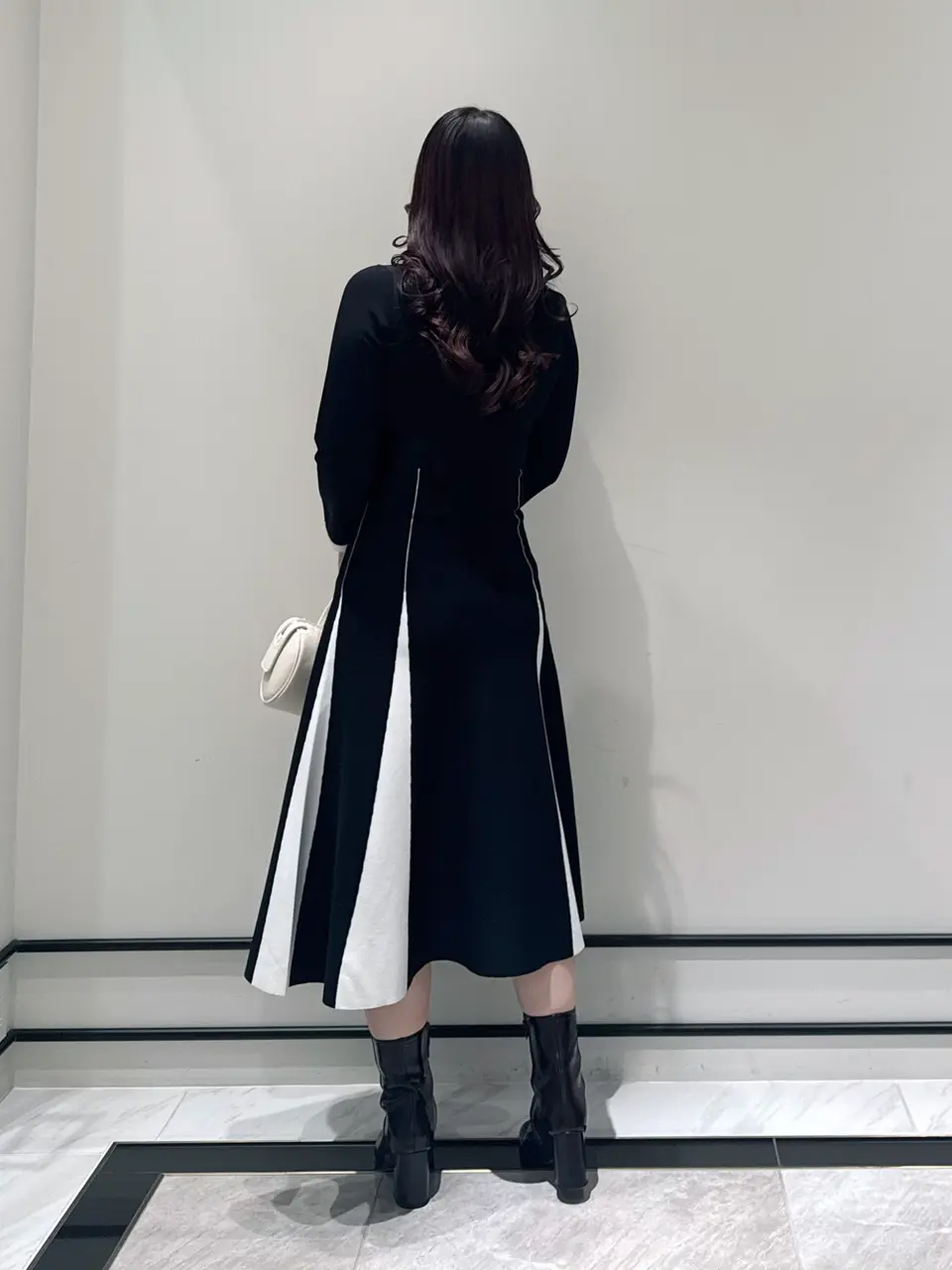 GRACE CONTINENTAL MOMOKO コーディネート画像