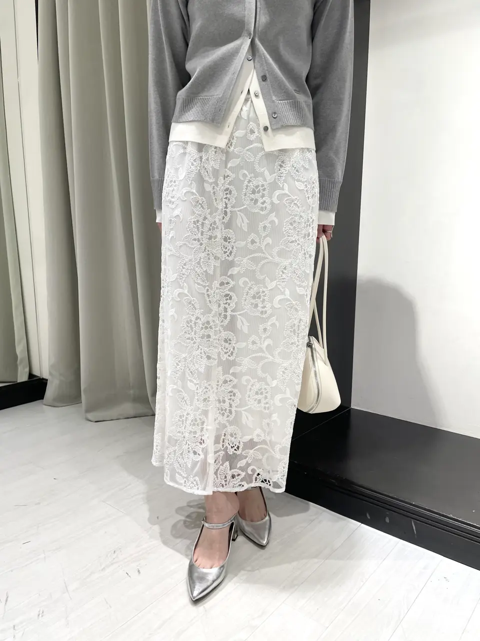 GRACE CONTINENTAL kobayashi コーディネート画像