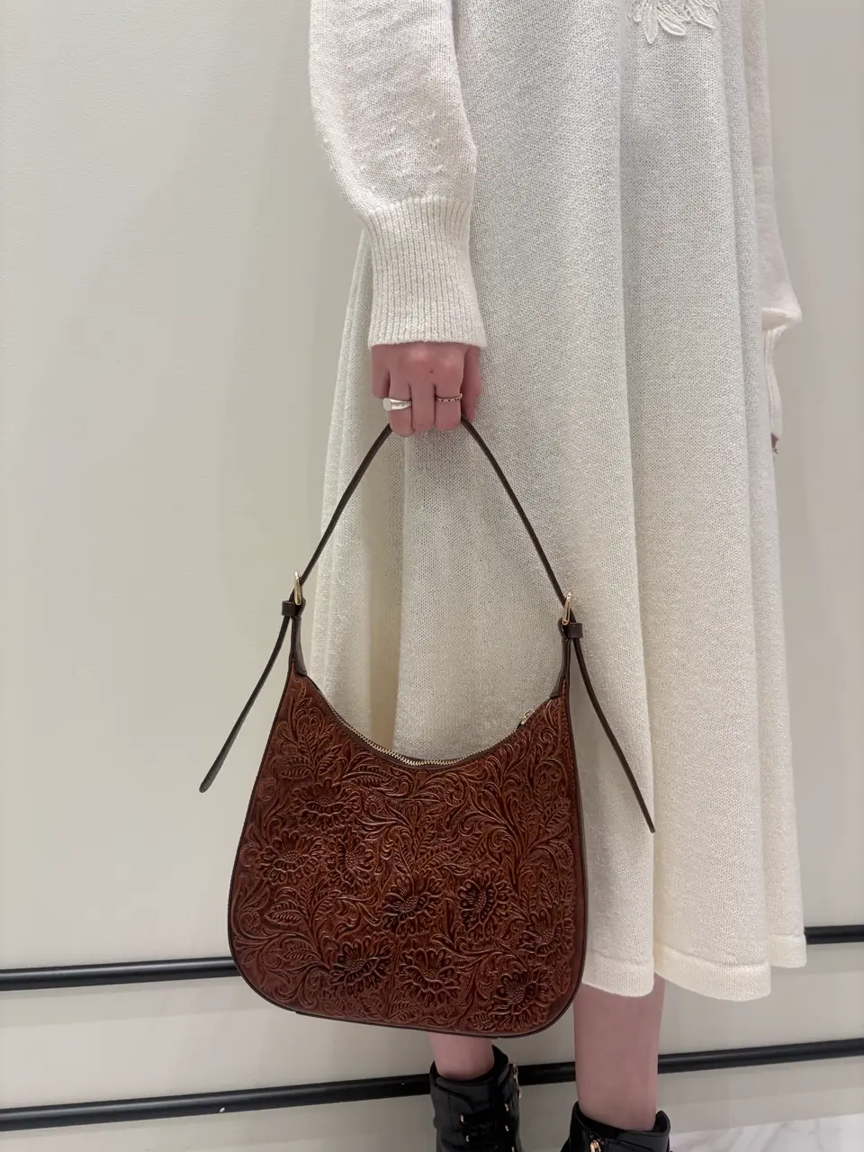 GRACE CONTINENTAL Hotei コーディネート画像