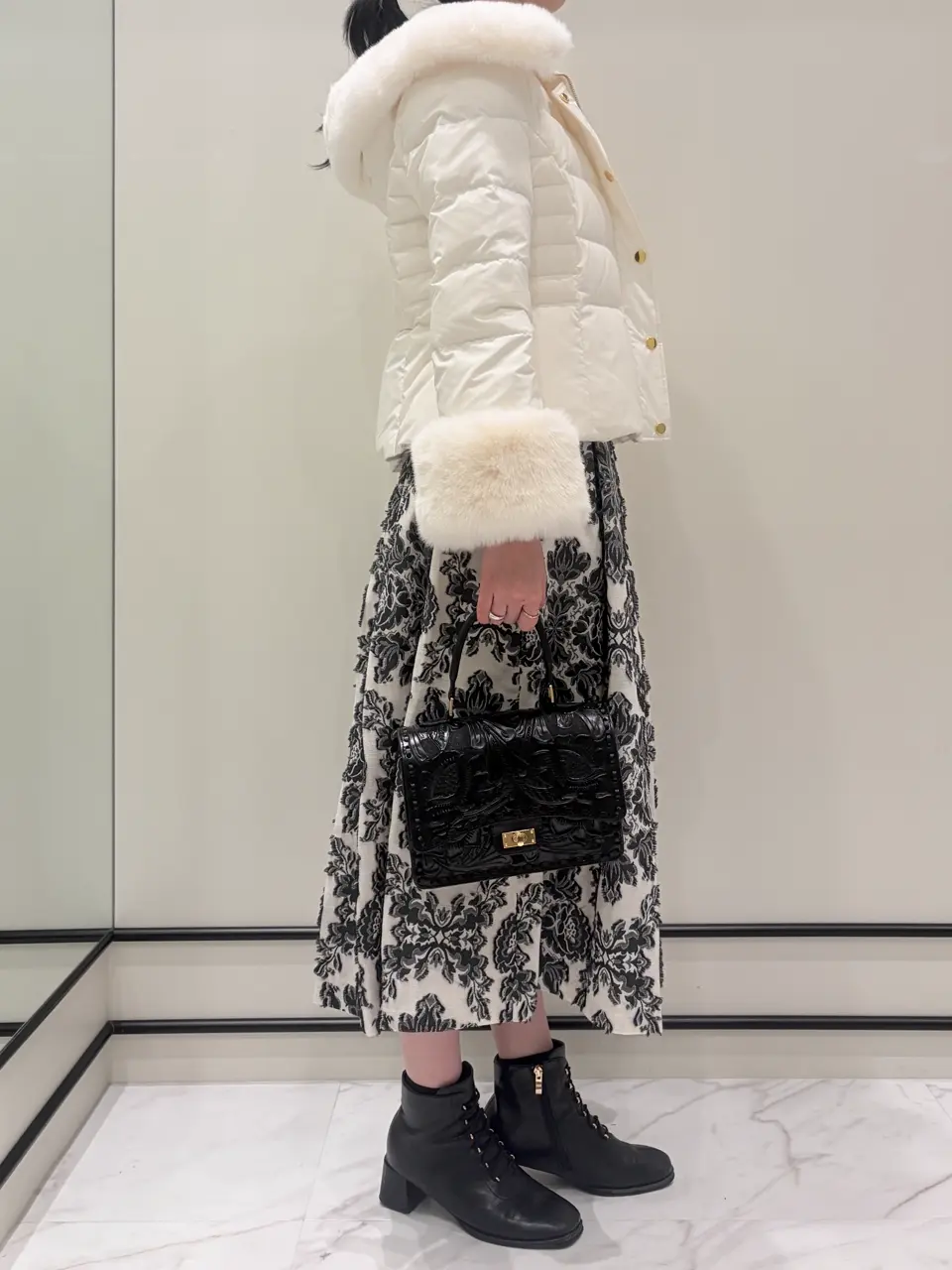 GRACE CONTINENTAL Hotei コーディネート画像