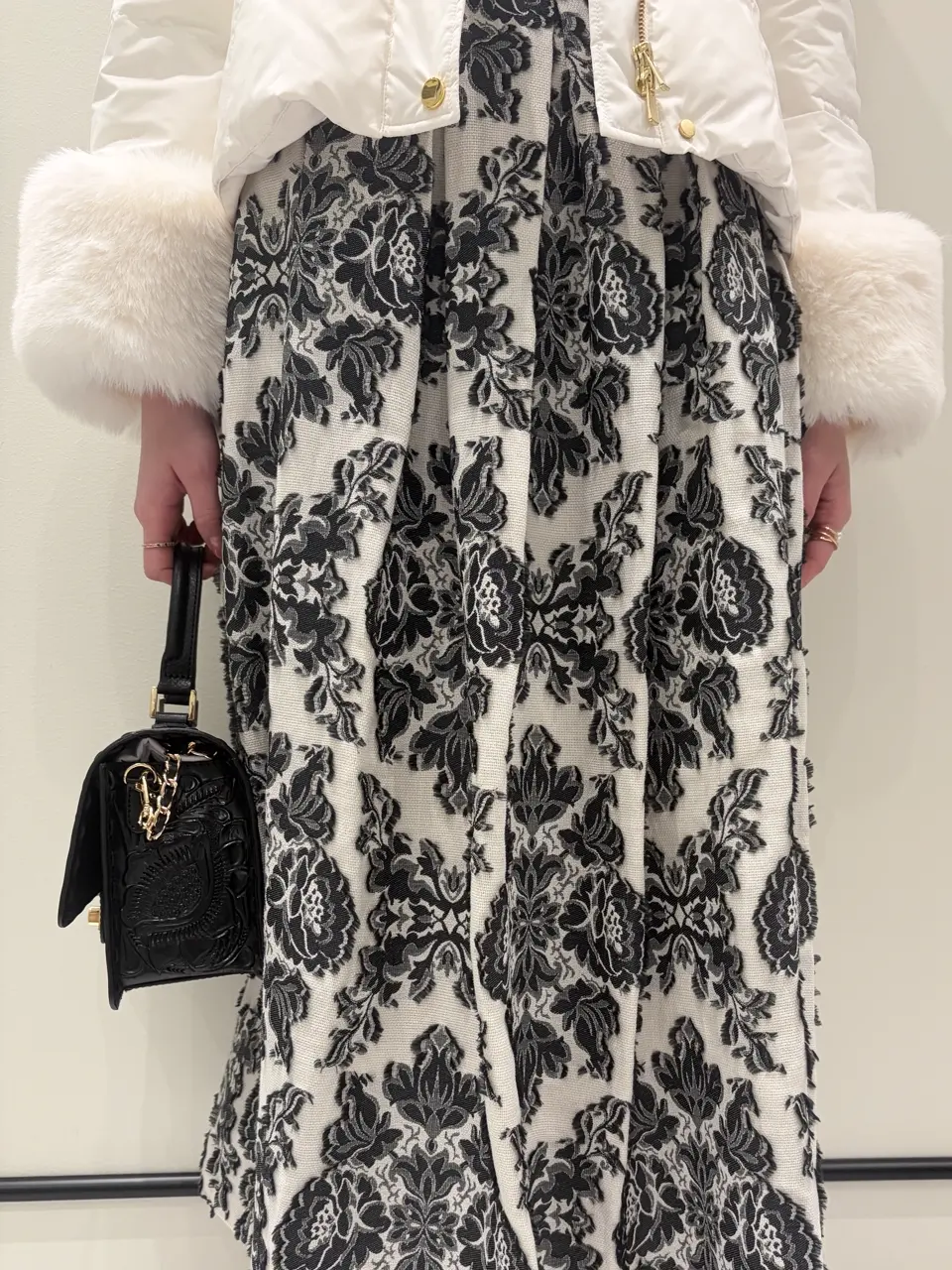 GRACE CONTINENTAL Hotei コーディネート画像