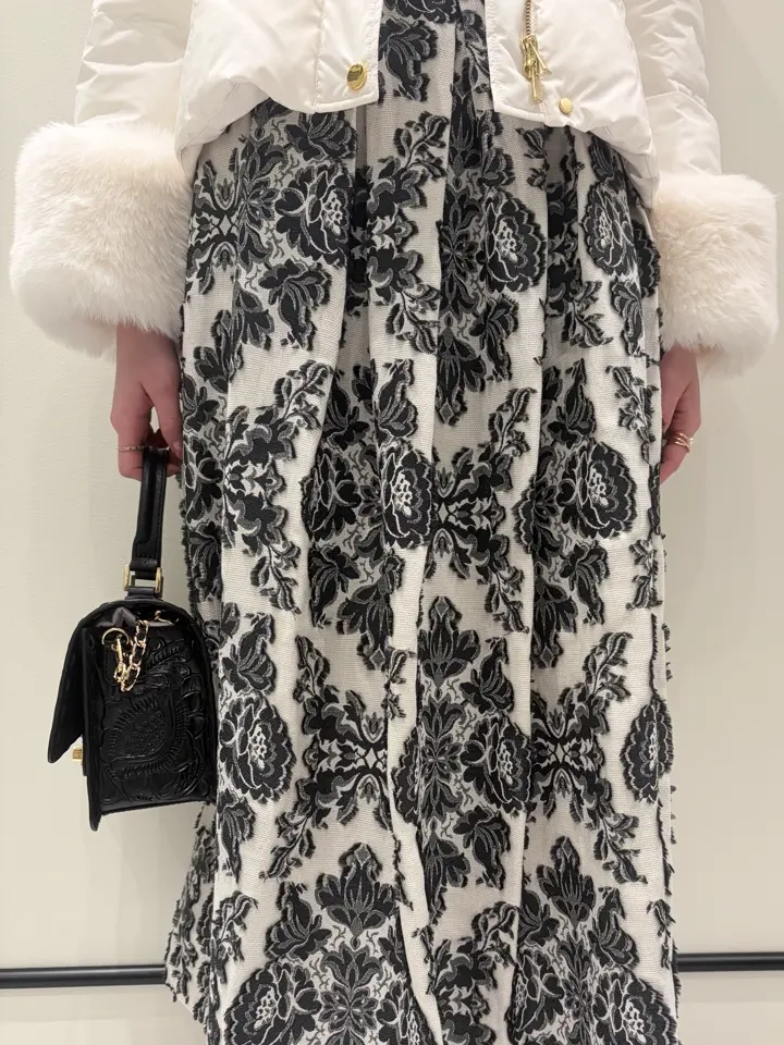 GRACE CONTINENTAL Hotei コーディネート画像