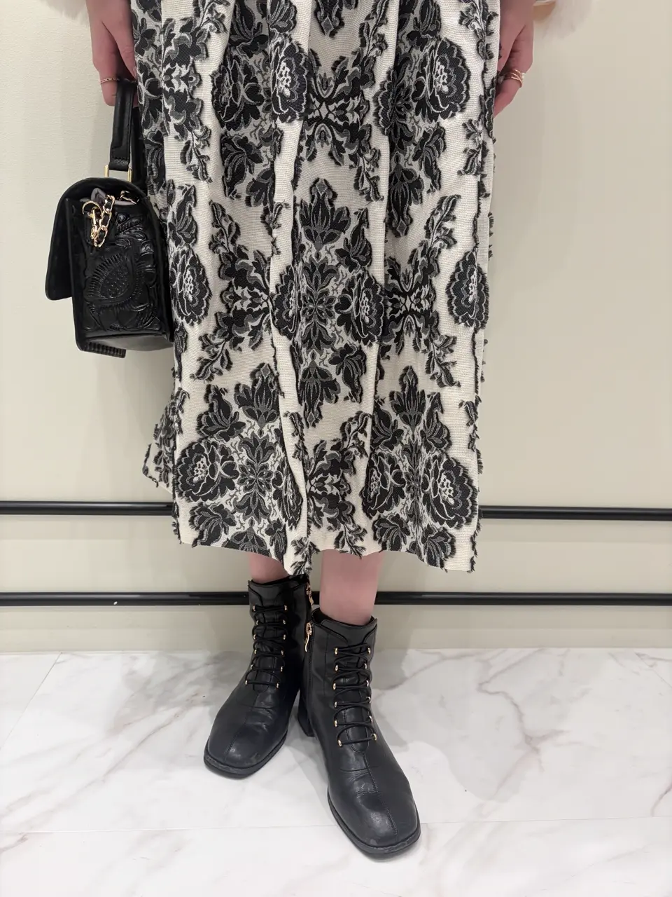 GRACE CONTINENTAL Hotei コーディネート画像