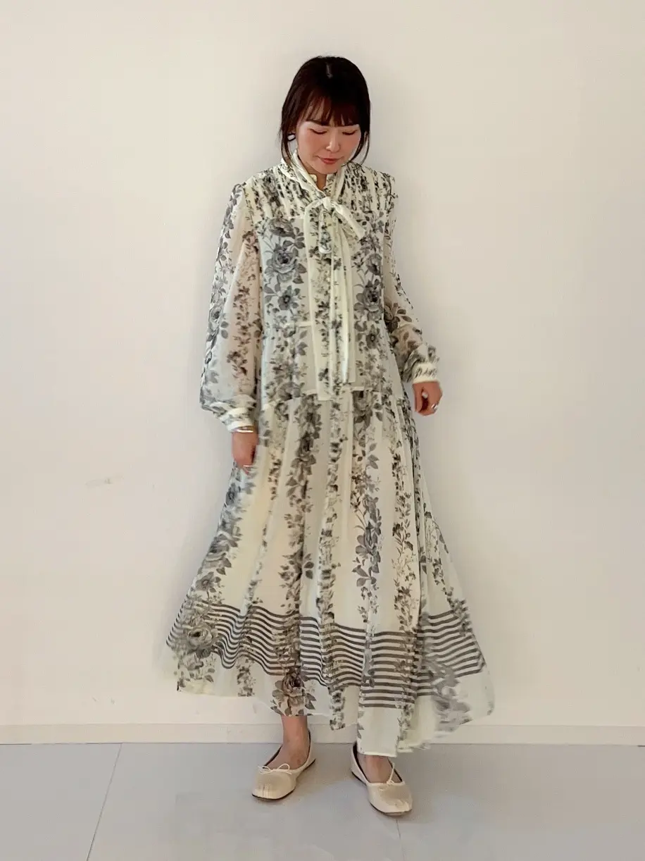 GRACE CONTINENTAL 古川温子 コーディネート画像