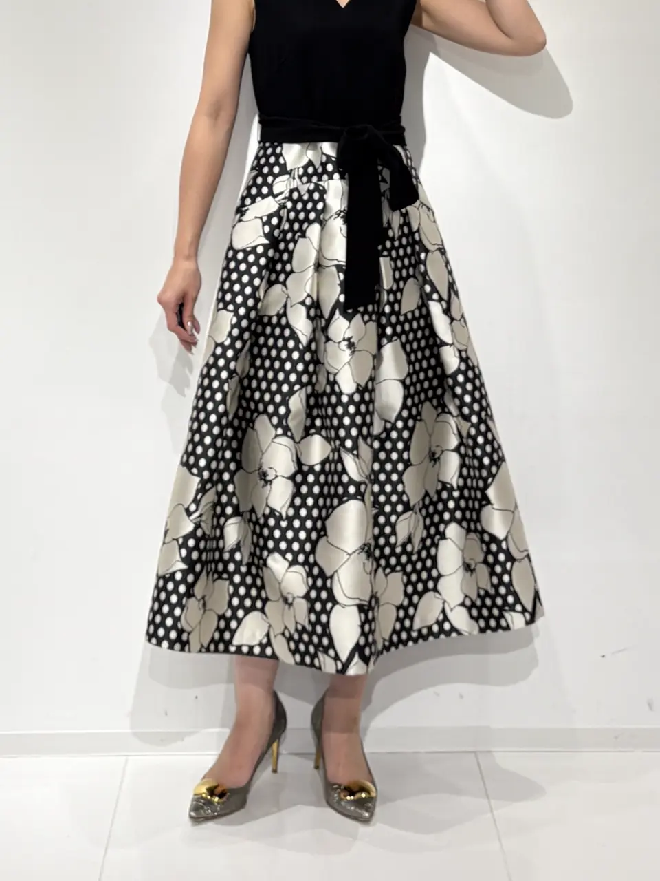 GRACE CONTINENTAL Yuuki NOZAWA コーディネート画像