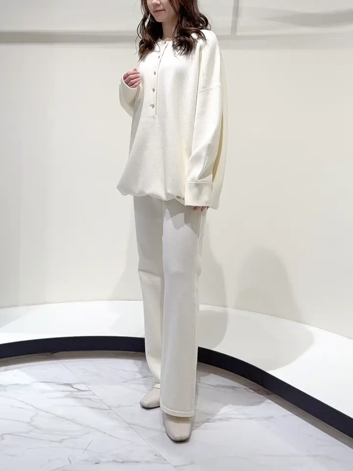 GRACE CONTINENTAL Suzuka コーディネート画像