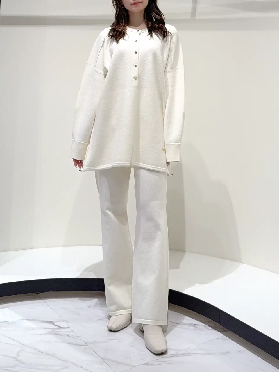 GRACE CONTINENTAL Suzuka コーディネート画像