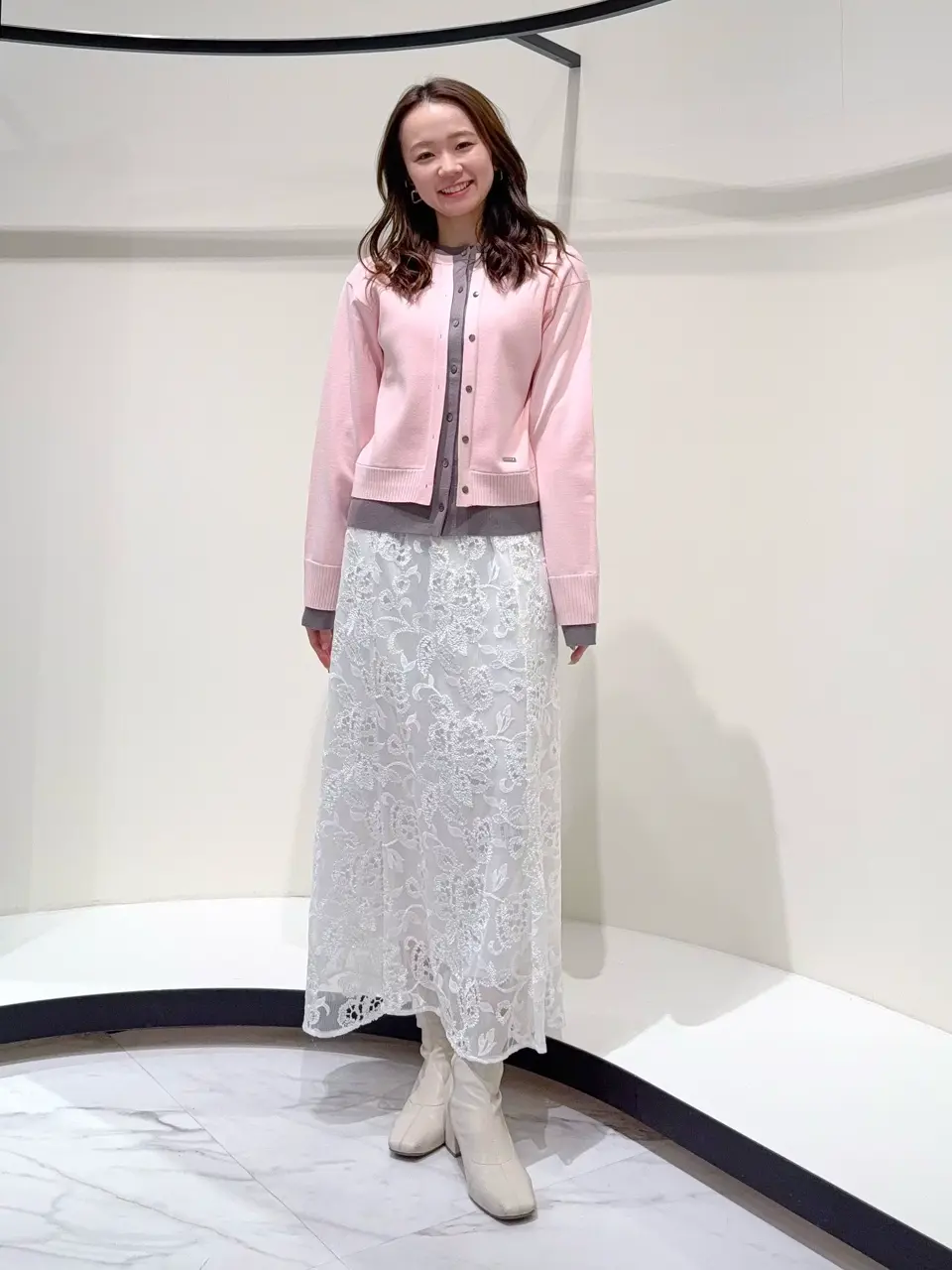 GRACE CONTINENTAL Suzuka コーディネート画像