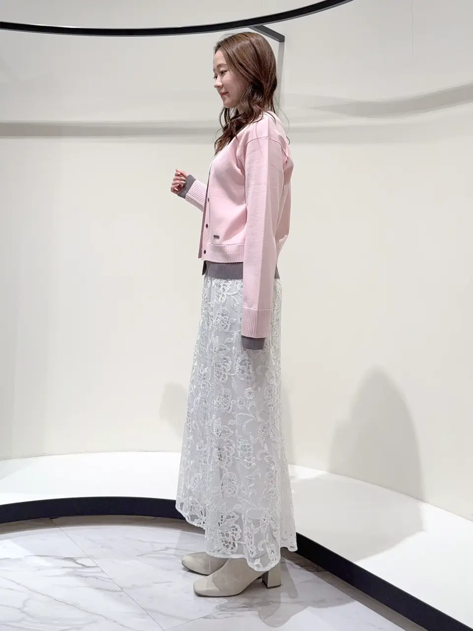 GRACE CONTINENTAL Suzuka コーディネート画像