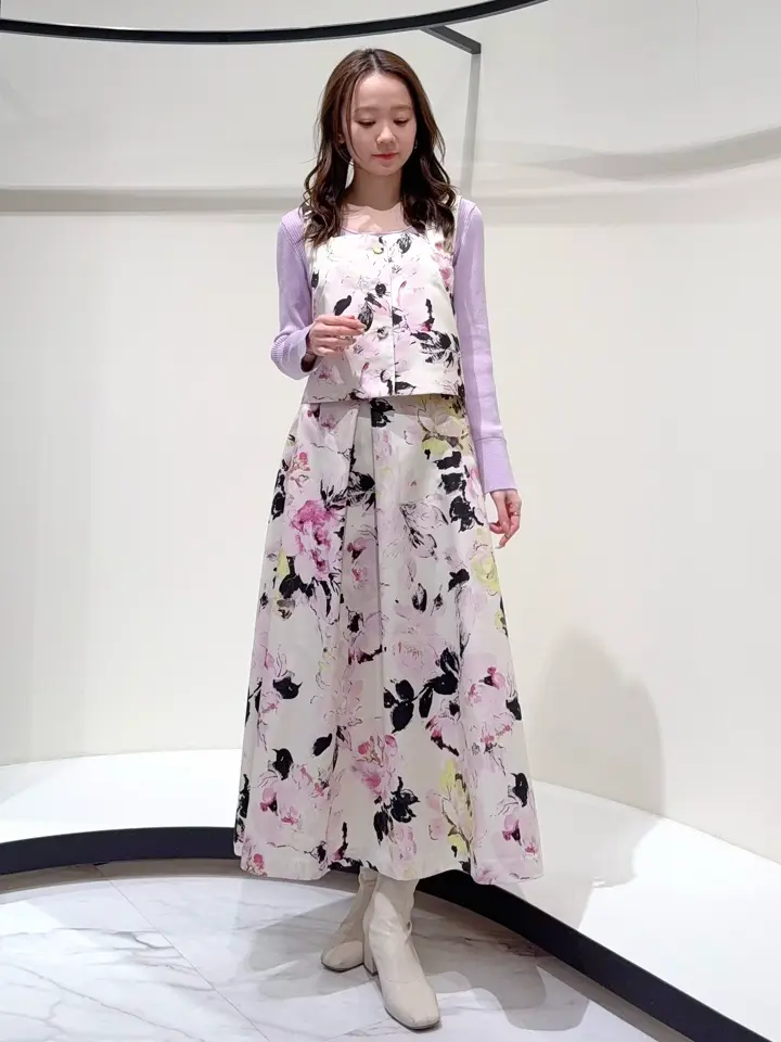 GRACE CONTINENTAL Suzuka コーディネート画像