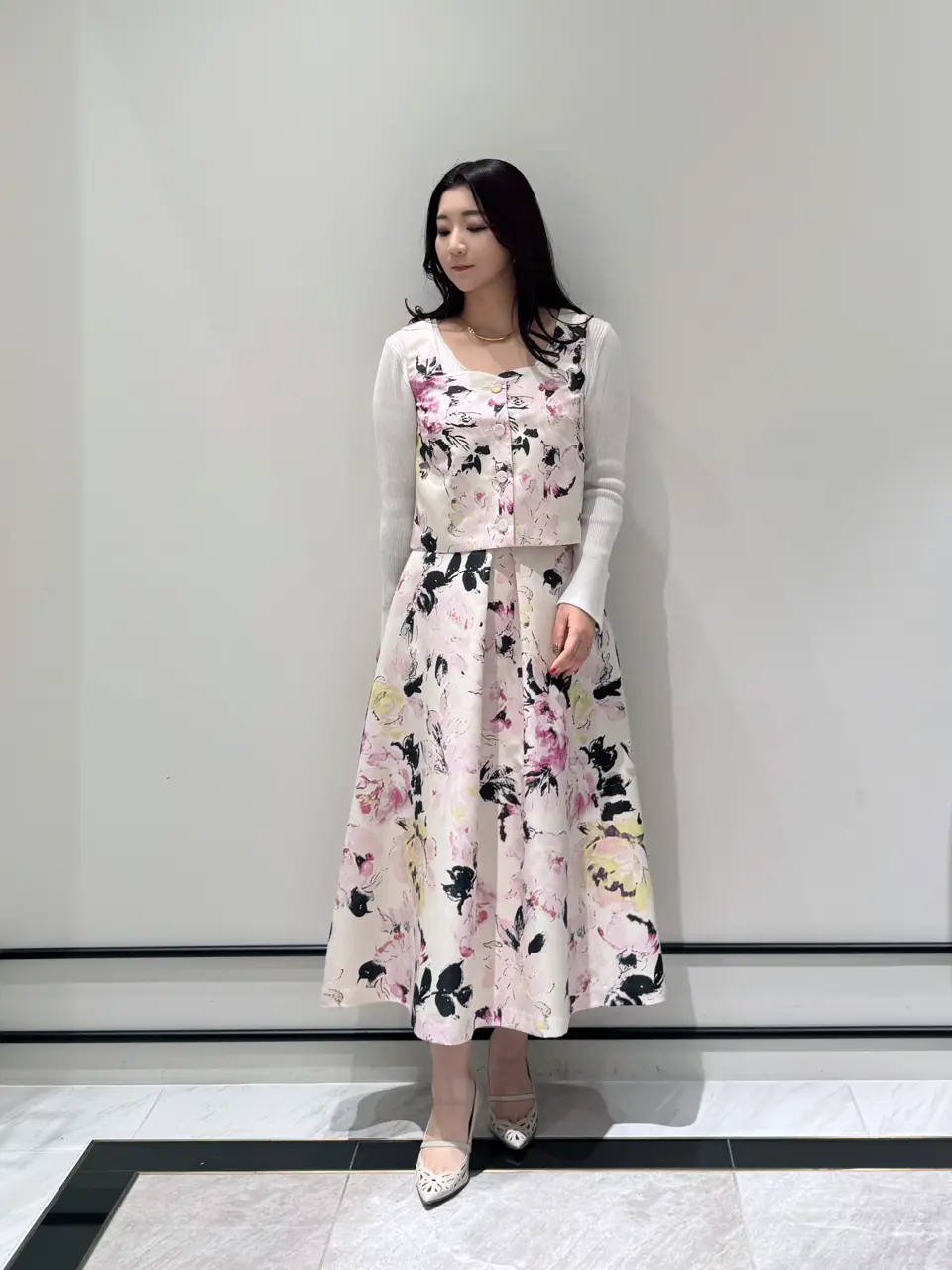 GRACE CONTINENTAL MOMOKO コーディネート画像