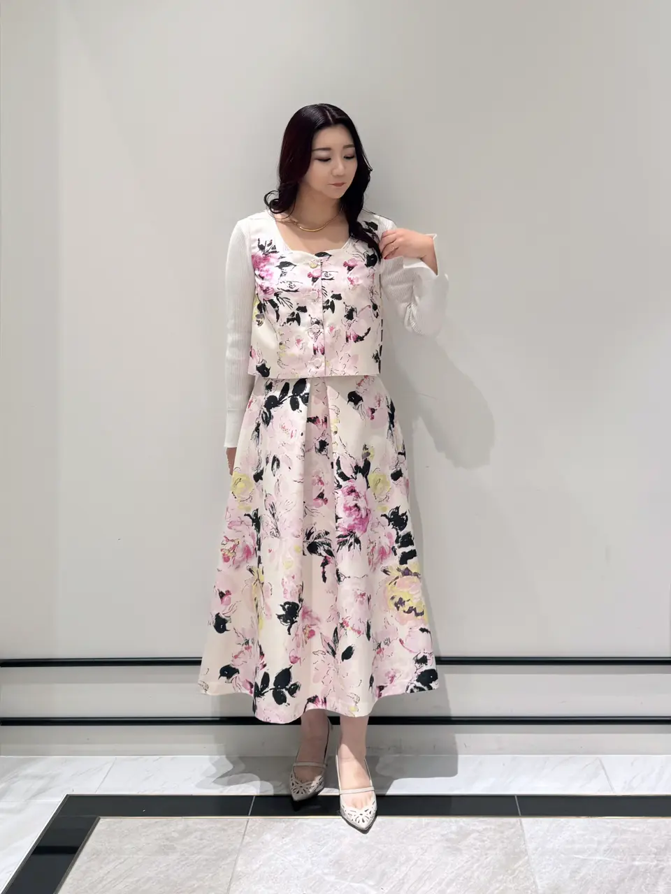 GRACE CONTINENTAL MOMOKO コーディネート画像