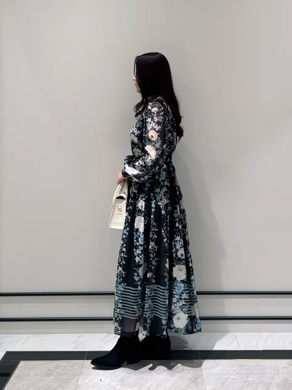 GRACE CONTINENTAL MOMOKO コーディネート画像