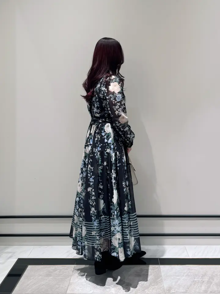 GRACE CONTINENTAL MOMOKO コーディネート画像