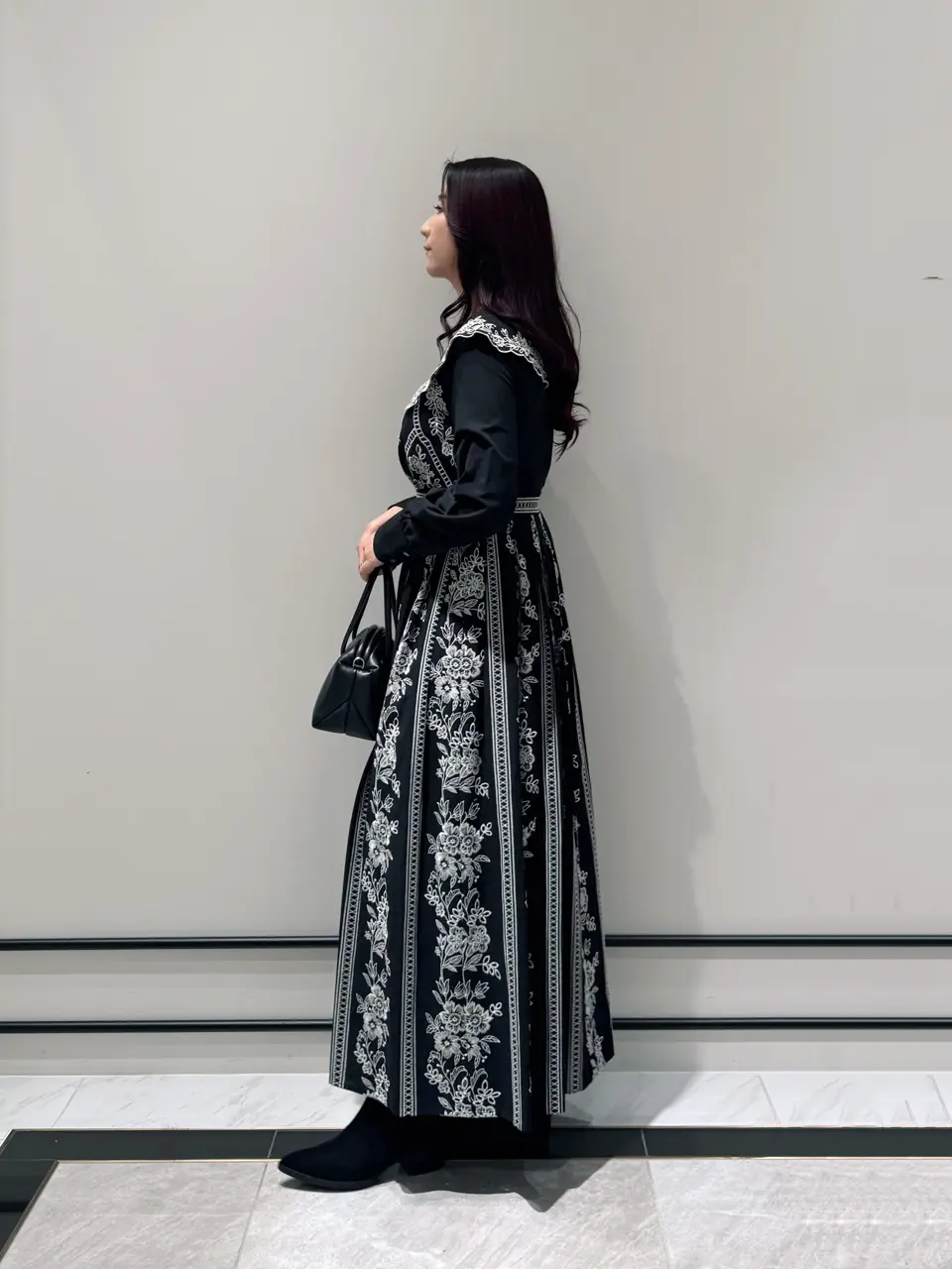 GRACE CONTINENTAL MOMOKO コーディネート画像