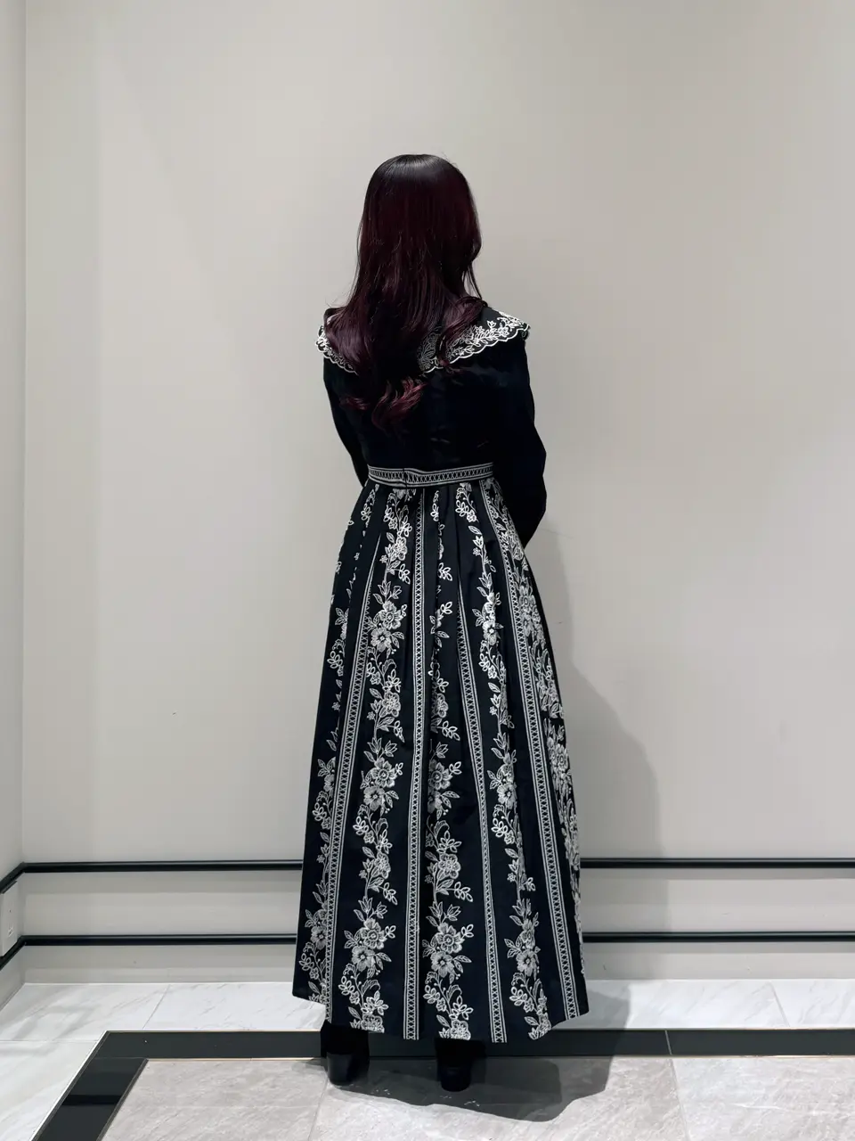 GRACE CONTINENTAL MOMOKO コーディネート画像