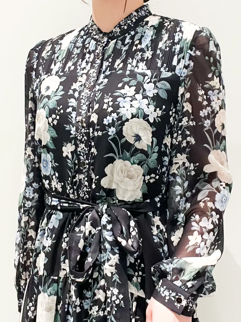 GRACE CONTINENTAL CHISAKO.S コーディネート画像