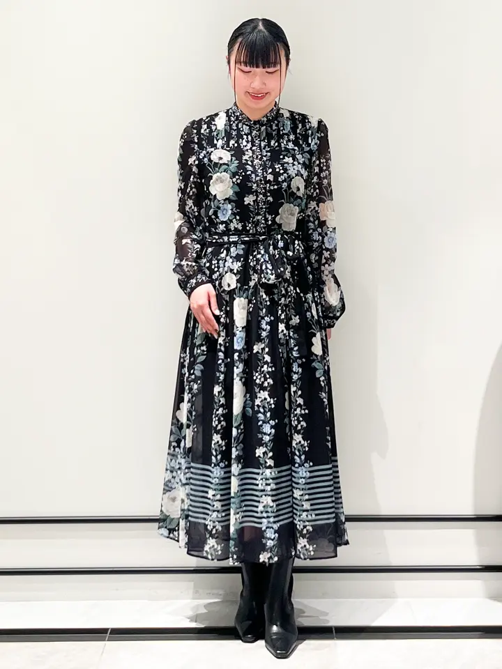 GRACE CONTINENTAL CHISAKO.S コーディネート画像