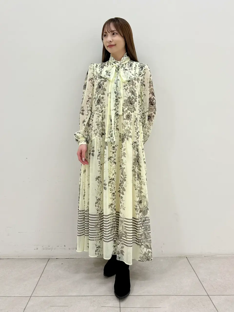  Miu Akamatsu コーディネート画像