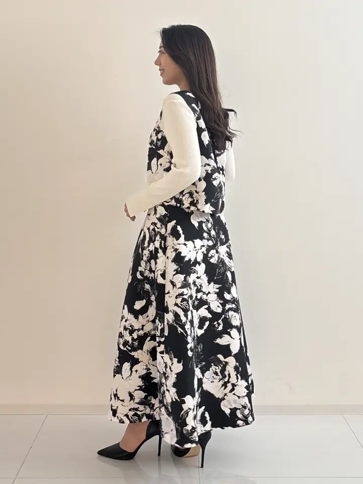 GRACE CONTINENTAL HIGASHIGAWA.R コーディネート画像