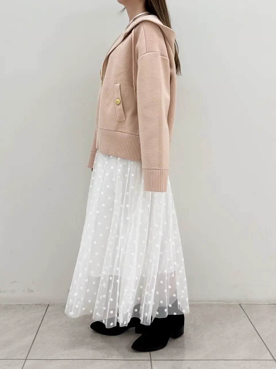 GRACE CONTINENTAL Miu Akamatsu コーディネート画像