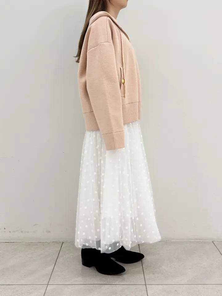 GRACE CONTINENTAL Miu Akamatsu コーディネート画像