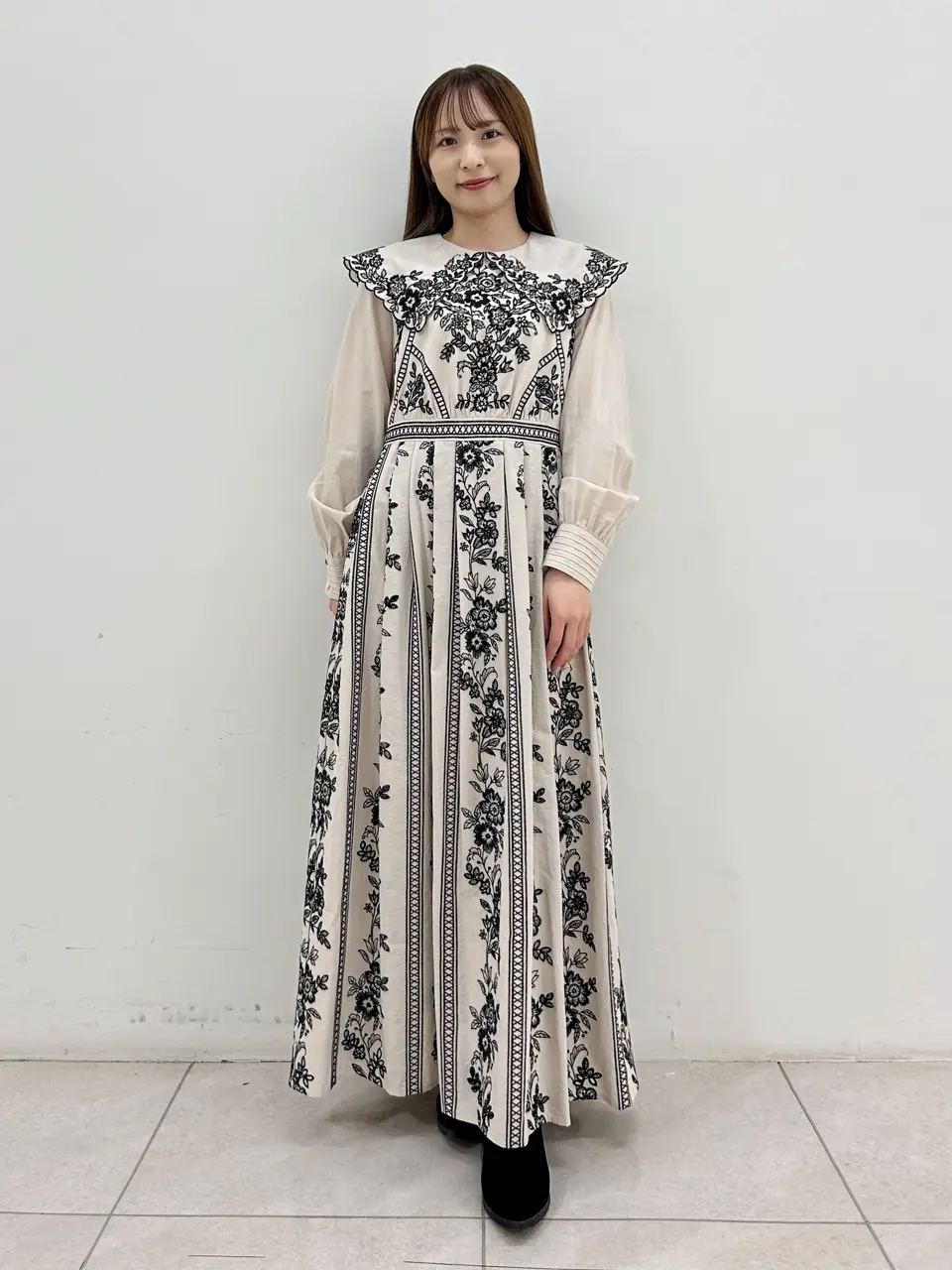  Miu Akamatsu コーディネート画像