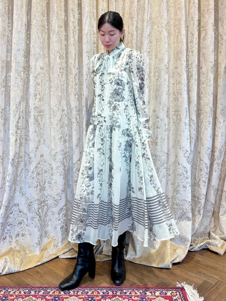 GRACE CONTINENTAL Shiori コーディネート画像