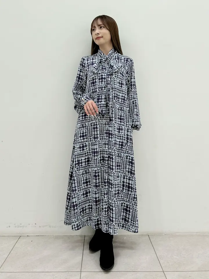 GRACE CONTINENTAL Miu Akamatsu コーディネート画像