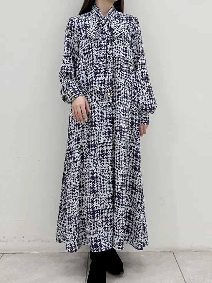 GRACE CONTINENTAL Miu Akamatsu コーディネート画像