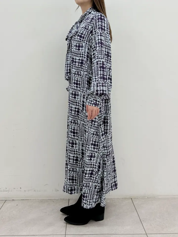 GRACE CONTINENTAL Miu Akamatsu コーディネート画像