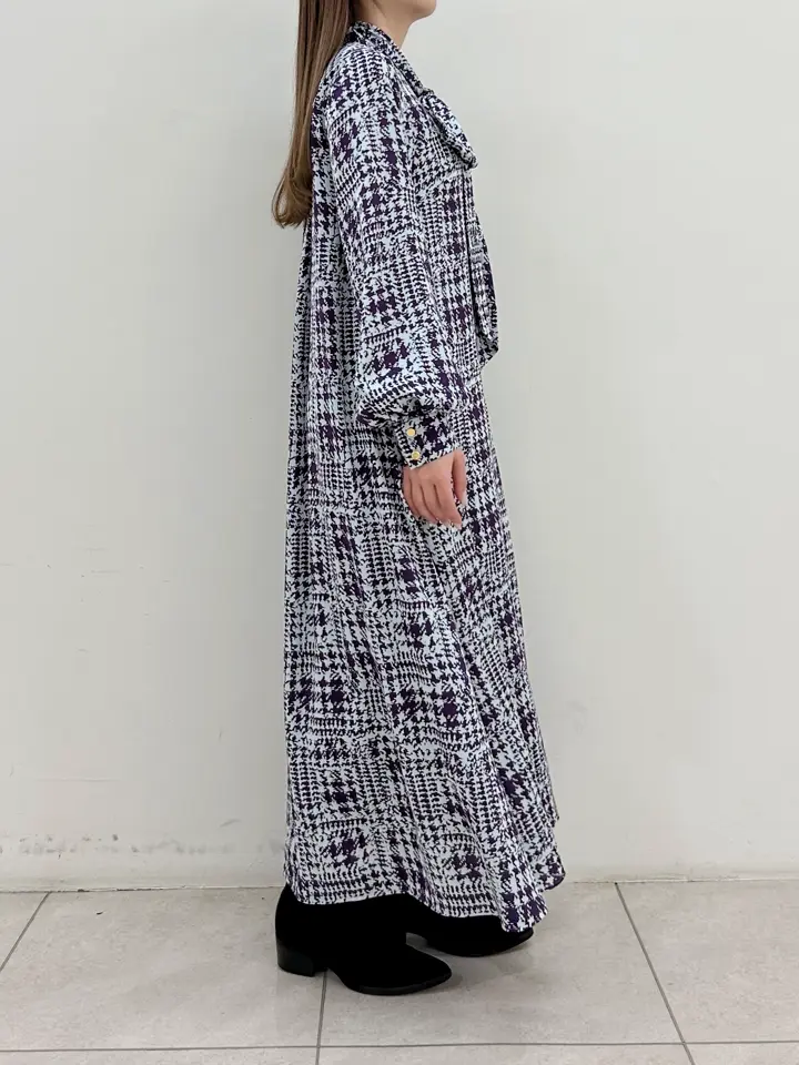 GRACE CONTINENTAL Miu Akamatsu コーディネート画像